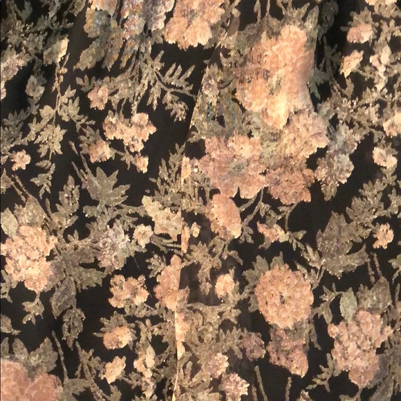 Romper - Picture 2 of 3